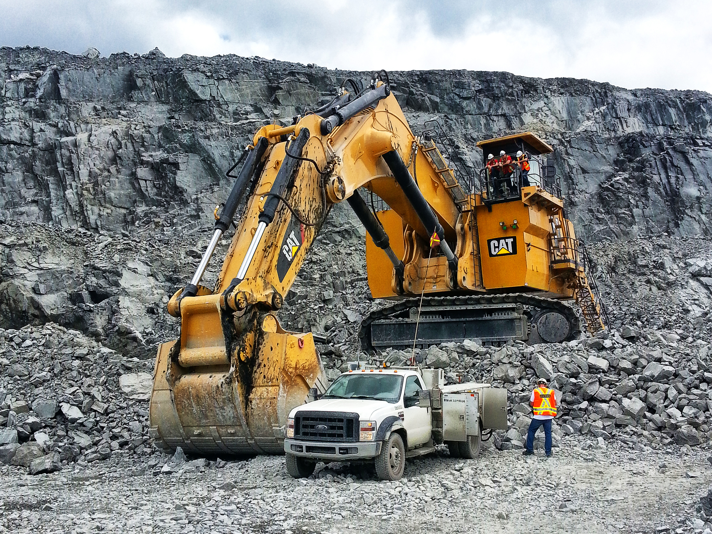 A Teleop ready CAT 6050 Hydraulic Shovel (F550 for scale)